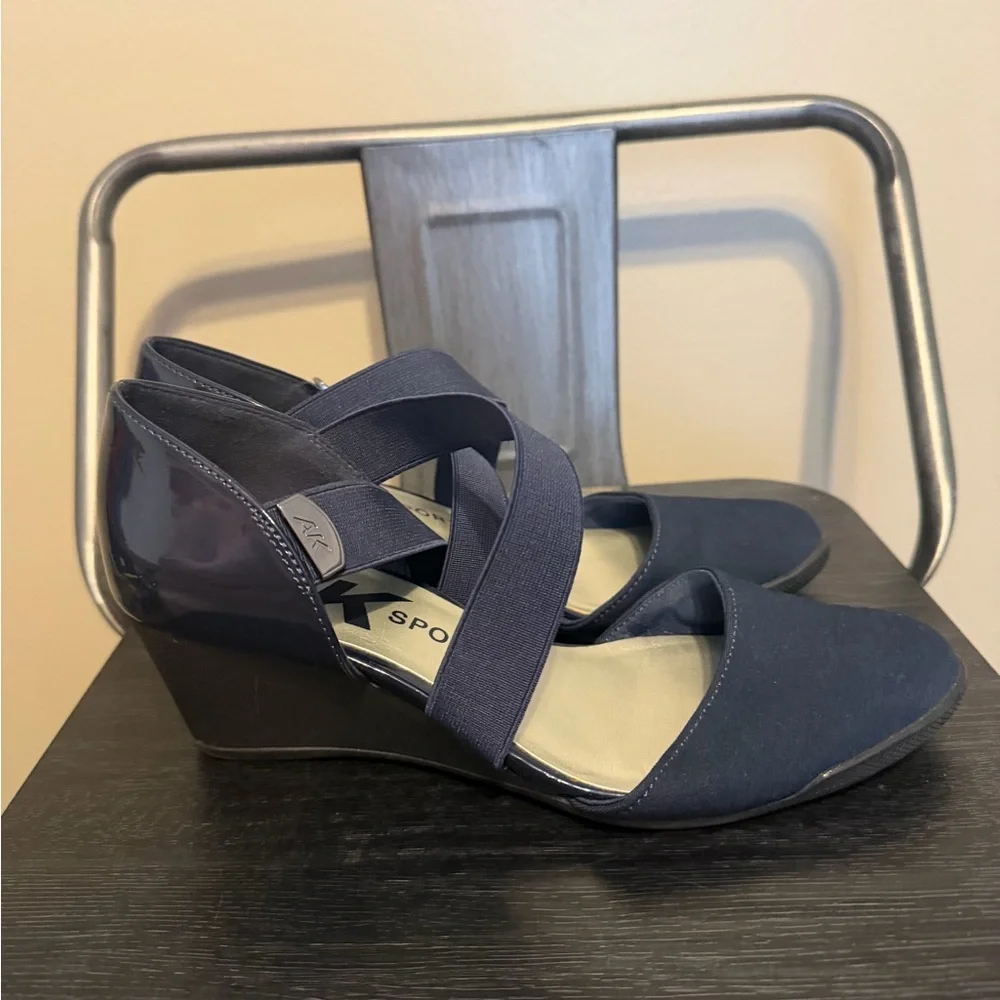 Anne Klein Sport chic navy
